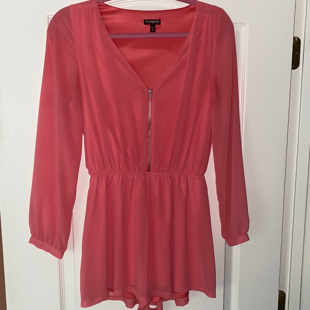 🎈 Pink/coral women’s EXPRESS jumpsuit